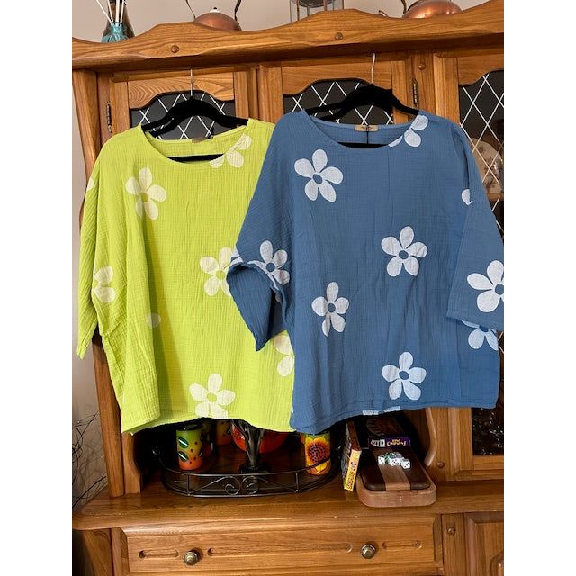 Woven Lilly Waffle Top