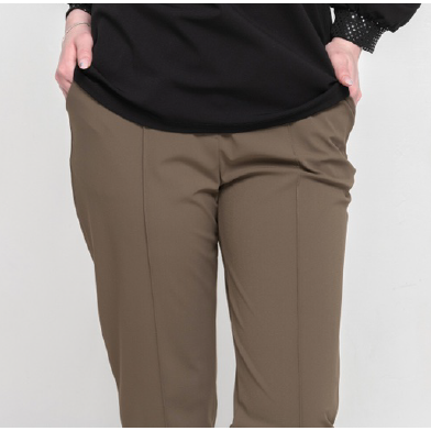 Travel Wear Straight Leg Pant with Back Pockets