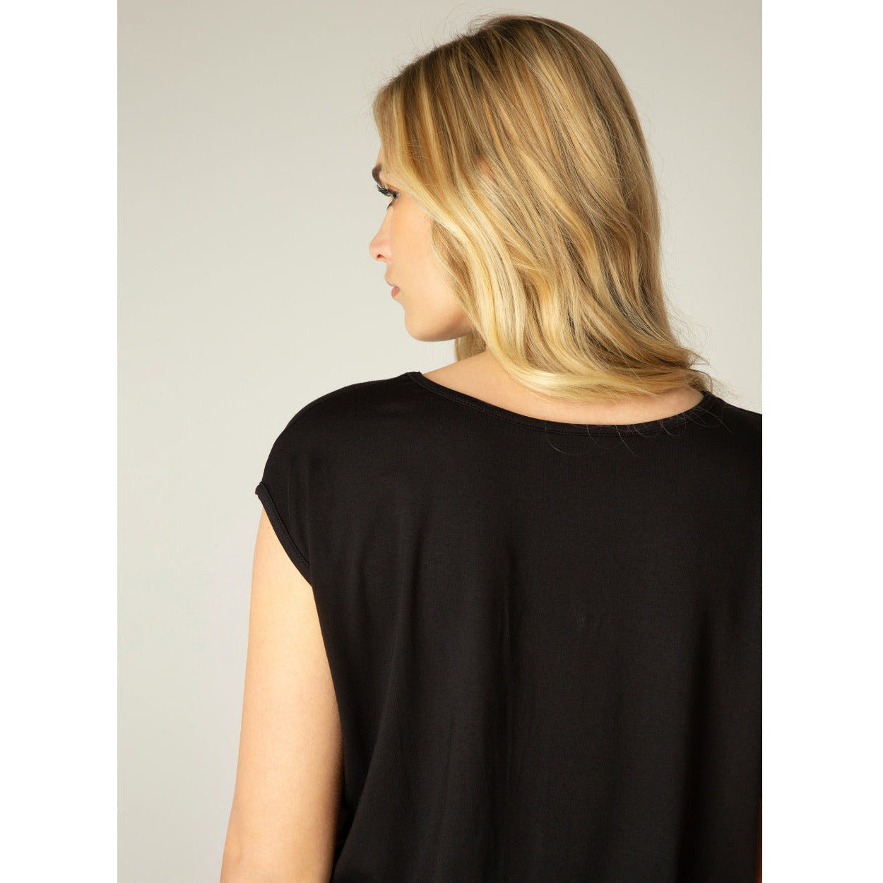 Yelitza Slimming Tee