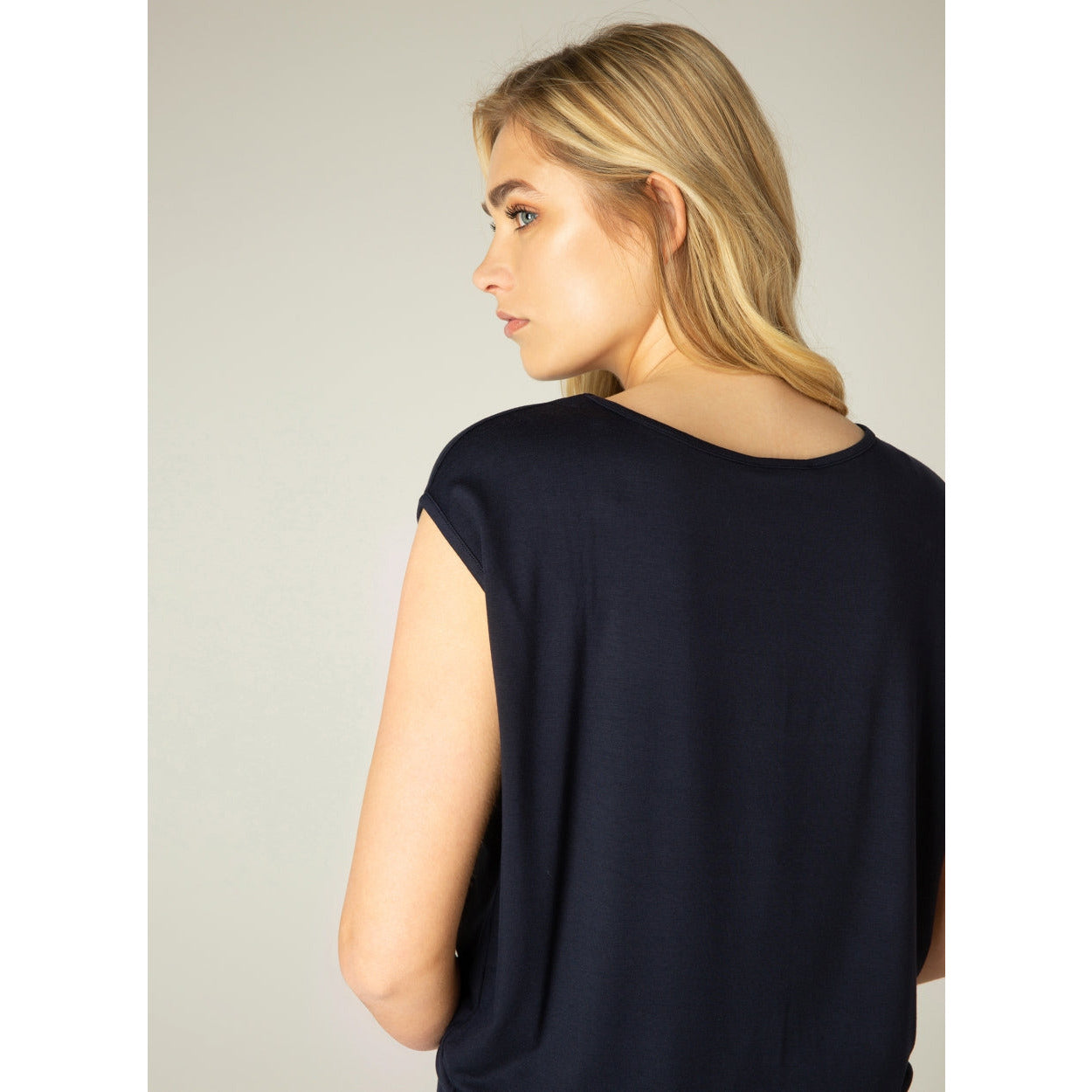 Yelitza Slimming Tee
