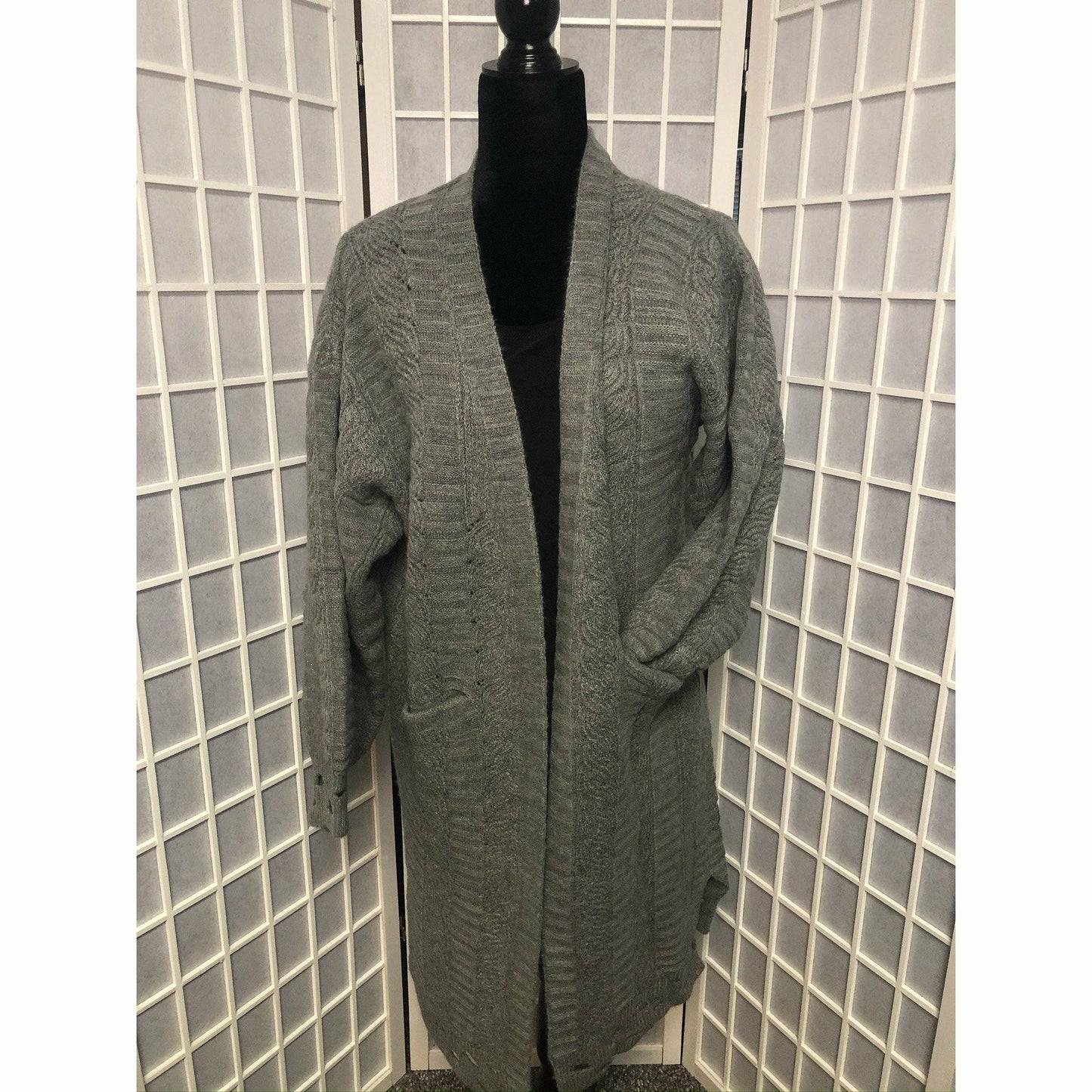 Sweater/Cardigan - Cable Knit