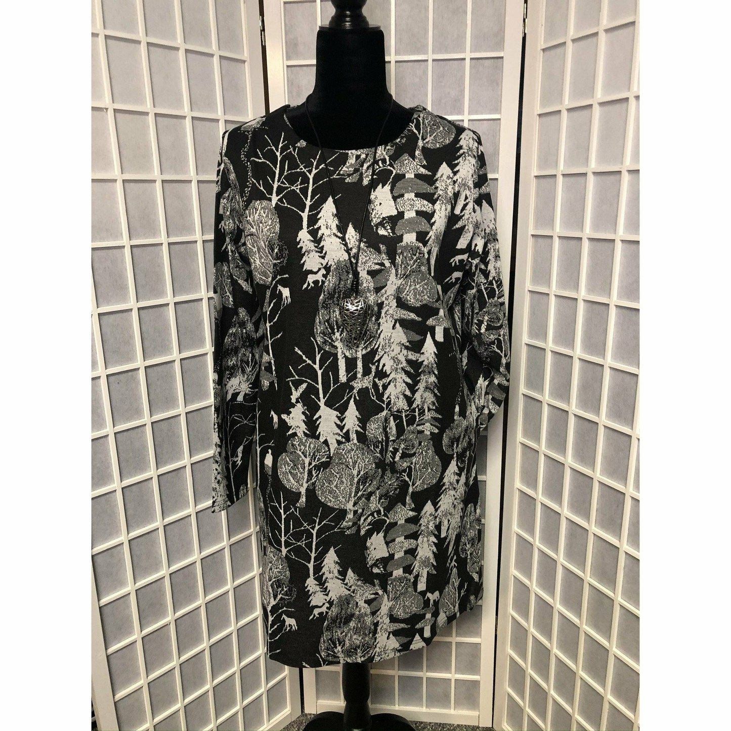 White/Black Long Tunic Dress
