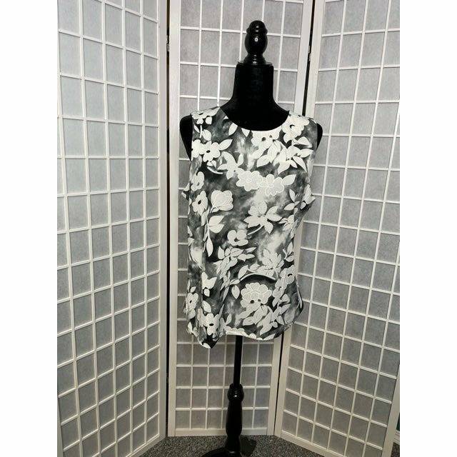 Brush Stroke Print Sleeveless Top